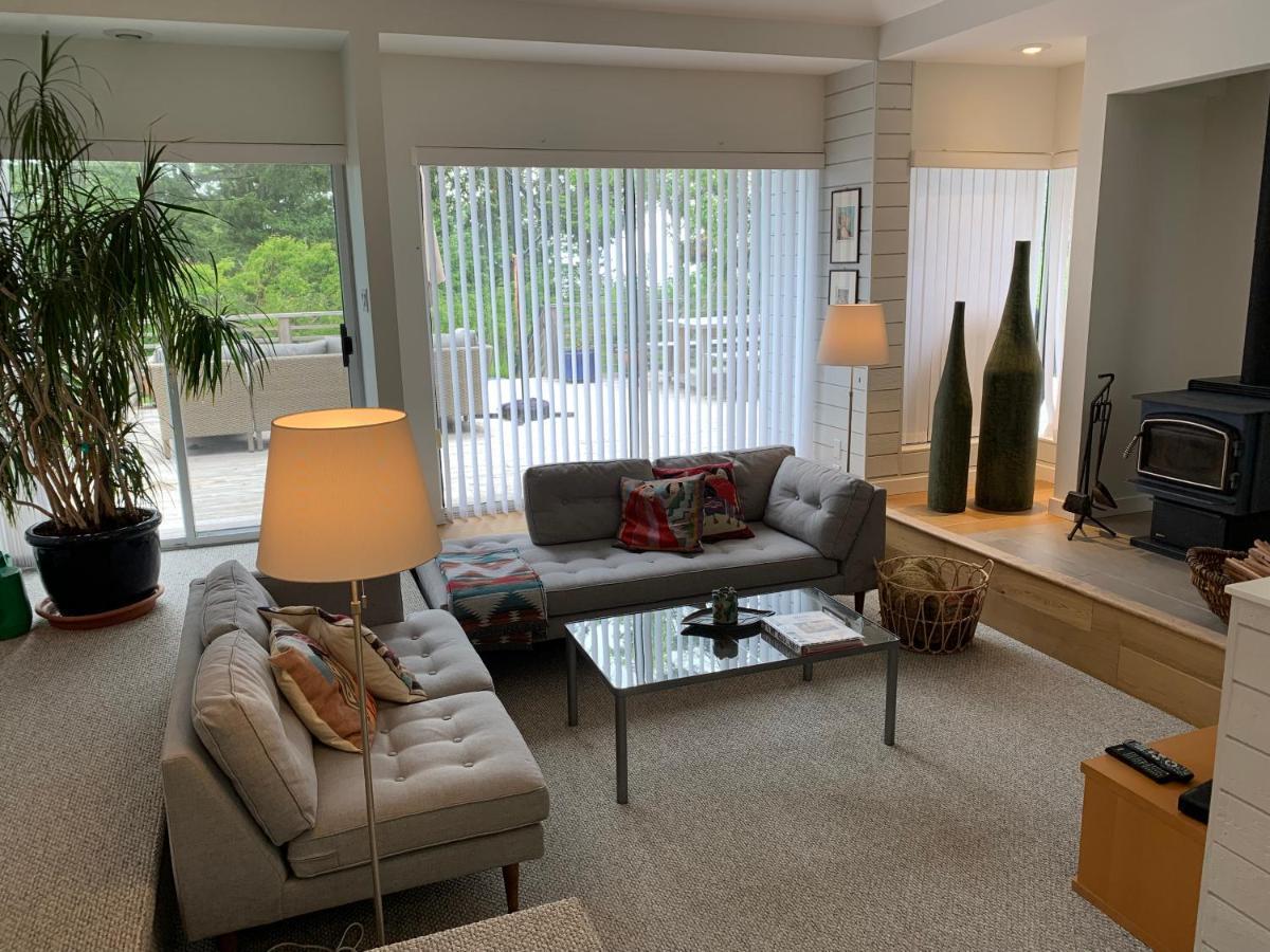 Forest By The Sea Rentals Merville Εξωτερικό φωτογραφία